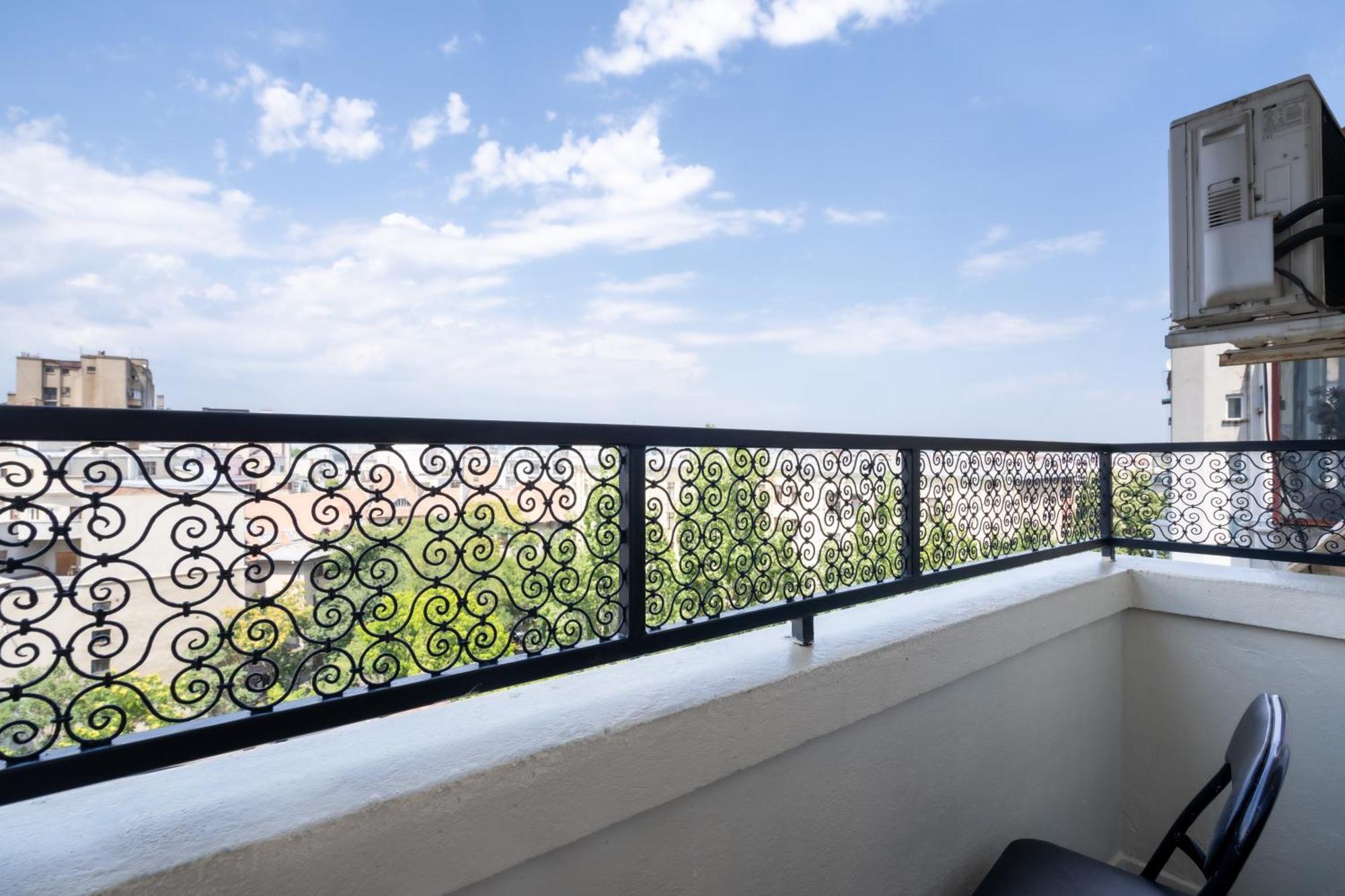 Downtown By Urbanesq Apartment บูคาเรสต์ ภายนอก รูปภาพ